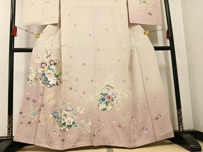平和屋着物●訪問着　友禅　刺繍　飾花文　暈し染め　金彩　正絹　逸品　AABF0014ph