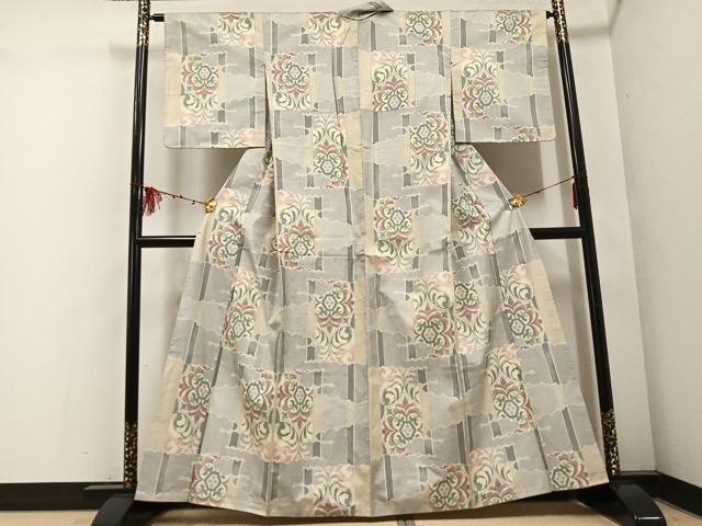 平和屋着物●本場大島紬　白大島　一元7マルキ　草花文　正絹　逸品　AABF0016ph