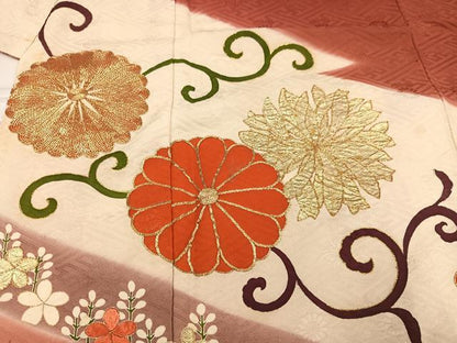 平和屋着物●訪問着　駒刺繍　花唐草文　暈し染め　金彩　正絹　逸品　AABF0025ph