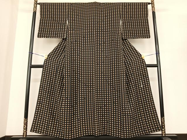 平和屋着物●伝統工芸士　田島輝久　小紋　月　黒地　正絹　逸品　AABF0255fy 平和屋着物○伝統工芸士 田島輝久 小紋 月 黒地 正絹 逸品 AABF0255fy