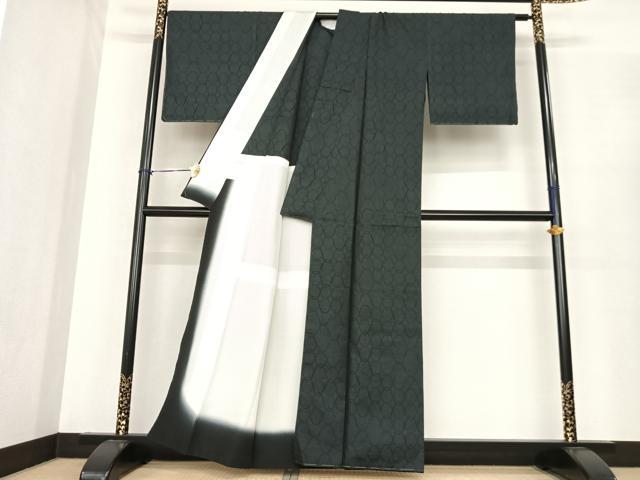 平和屋着物●本場大島紬　カタス7マルキ　泥染め　むらなか謹製　網目文　背抜き仕立て　証紙付き　正絹　逸品　AABF0259fy