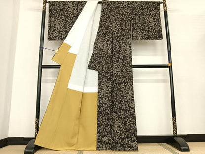 平和屋着物●本場大島紬 カタス9マルキ 泥染め 枝花文 大島古代紬謹製 証紙付き 正絹 逸品 未使用 AABF0272fy