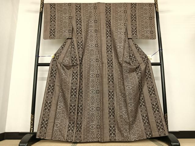 平和屋着物●本場大島紬　カタス9マルキ　吉祥花間道　正絹　逸品　AABF0307fy