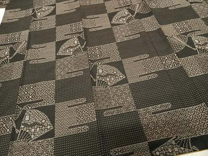 平和屋着物●本場大島紬　カタス7マルキ　扇面文　やまと誂製　正絹　逸品　AABF0309fy