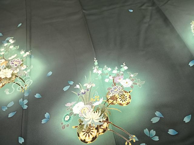 平和屋着物●訪問着　駒刺繍　片輪車花文　暈し染め　金彩　鈴乃屋扱い　正絹　逸品　AABF0330fy