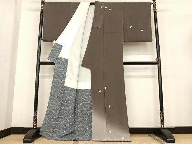 平和屋着物●訪問着　駒刺繍　舞花文　暈し染め　金彩　鬼しぼ縮緬　正絹　逸品　AABF0332fy 平和屋着物○訪問着 駒刺繍 舞花文 暈し染め 金彩 鬼しぼ