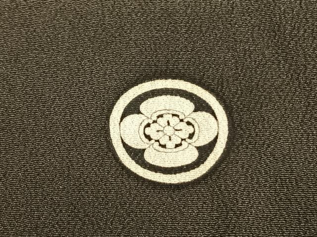 平和屋着物●アンティーク　大正ロマン　黒留袖　駒刺繍　扇面花文　金糸　正絹　逸品　AABF0368fy