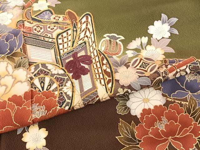振袖 フルセット6点サイズM〜Ｌ駒刺繍　御所車花文　暈し染め　金彩正絹 振袖 フルセット駒刺繍 御所車草花文 金彩 正絹 - メルカリ