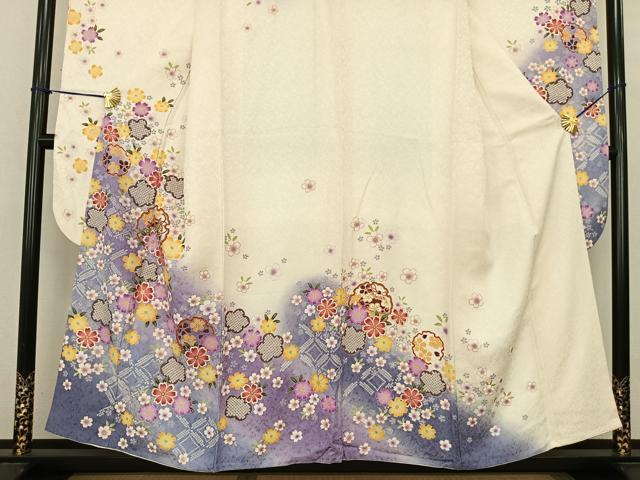 平和屋着物●豪華振袖 雪輪花文 暈し染め 金彩 金通し地 正絹 逸品 AABF0386fy