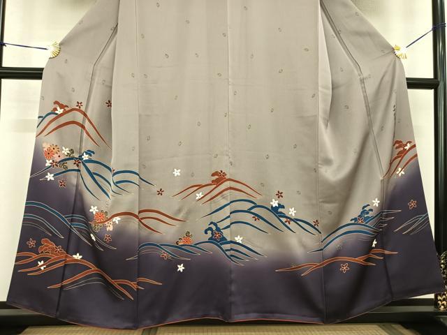 平和屋着物●世界的友禅作家　千地泰弘　色留袖　舞花文　暈し染め　正絹　逸品　AABF0425fy 平和屋着物○世界的友禅作家 千地泰弘 色留袖 舞花文 暈