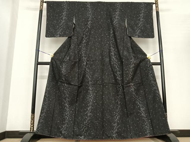 平和屋着物○本場大島紬 カタス7マルキ 散らし文 黒地 松坂屋扱い 正絹