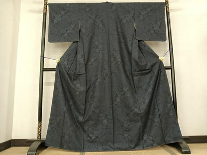 平和屋着物●本場大島紬 カタス7マルキ 草花文 正絹 逸品 AABF0504fy