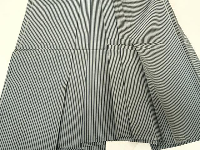 平和屋着物●男性　馬乗り袴　縞　正絹　逸品　AABF0520fy