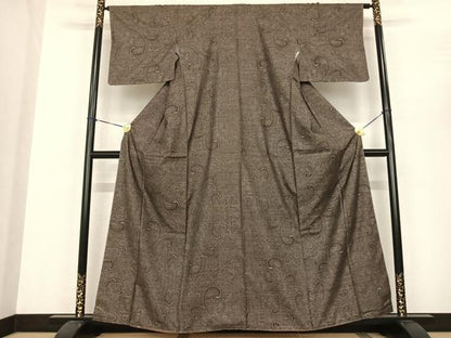 平和屋着物●本場大島紬 カタス9マルキ 唐草文 正絹 逸品 未使用 AABF0521fy