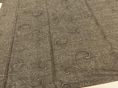 平和屋着物●本場大島紬 カタス9マルキ 唐草文 正絹 逸品 未使用 AABF0521fy