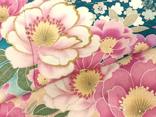 平和屋着物●豪華振袖 刺繍 草花文 暈し染め 金糸 金彩 銀通し地 正絹 逸品 AABF0529fy