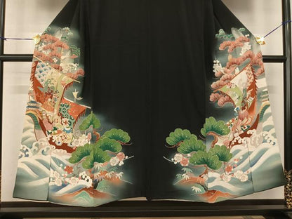 平和屋着物●アンティーク 大正ロマン 黒留袖 刺繍 宝船 暈し染め 金銀糸 金彩 両褄 江戸褄 正絹 逸品 AABF0537fy