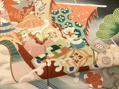 平和屋着物●アンティーク 大正ロマン 黒留袖 刺繍 宝船 暈し染め 金銀糸 金彩 両褄 江戸褄 正絹 逸品 AABF0537fy