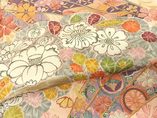 平和屋着物●紫綬褒章　巨匠『岩田専太郎』　振袖　駒刺繍　辻が花　金彩　正絹　逸品　AABF0538fy