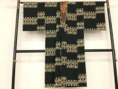 平和屋着物●長襦袢 無双仕立て 幾何学文様 黒地 正絹 逸品 AABF0566fy