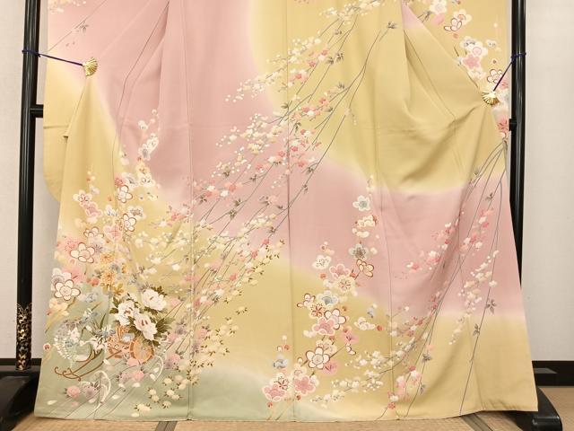平和屋着物●豪華振袖 駒刺繍 片輪車花文 暈し染め 正絹 逸品 AABF0586fy