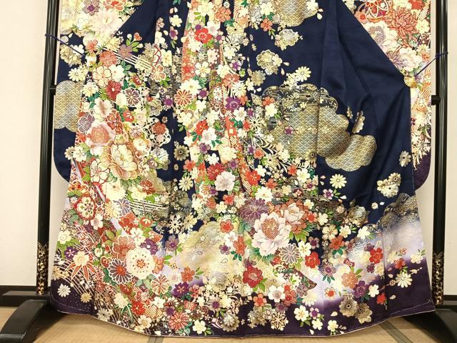 平和屋着物●豪華振袖　草花文　暈し染め　金銀糸　金銀彩　丹後ちりめん　鈴乃屋扱い　反端付き　正絹　逸品　未使用　AABF0587fy