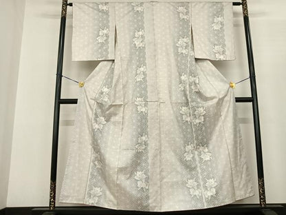 平和屋着物●本場大島紬　白大島　一元7マルキ　麻の葉文様　草花間道　暈し染め　正絹　逸品　未使用　AABF0608fy