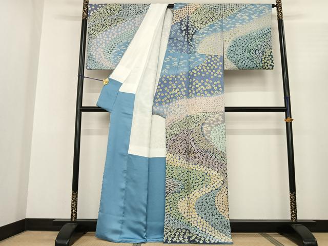 平和屋着物●訪問着 中国三大刺繍 相良刺繍 舞花文 暈し染め 銀通し地 正絹 逸品 AABF0640fy