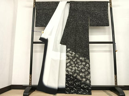 平和屋着物●訪問着 紬地 型染め 花唐草文 黒地 正絹 逸品 AABF0641fy