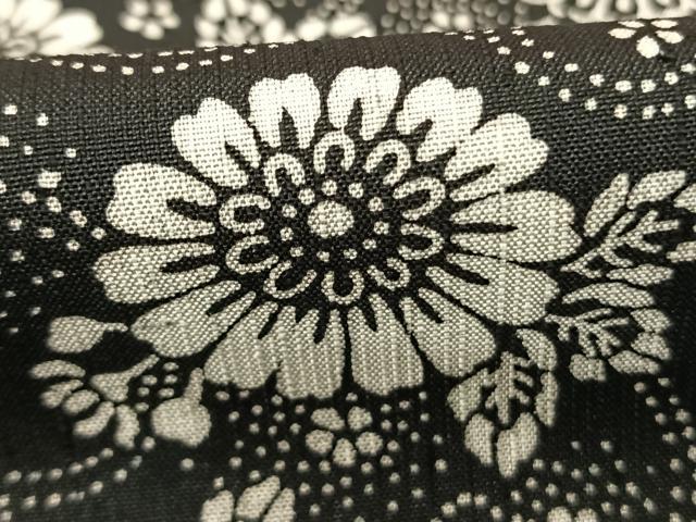 平和屋着物●訪問着 紬地 型染め 花唐草文 黒地 正絹 逸品 AABF0641fy