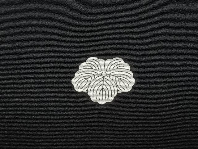 平和屋着物●豪華黒留袖　作家物　駒刺繍　舞花文　金彩　ロング丈　正絹　逸品　未使用　AABF0654fy