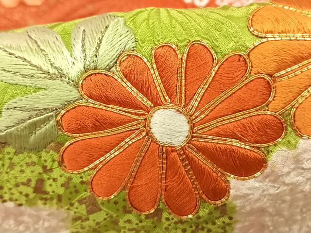 平和屋着物●豪華振袖 駒刺繍 絞り 雪輪花文 黒地 金彩 正絹 逸品 AABF0659fy