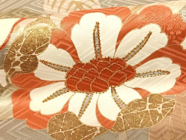 平和屋着物●豪華振袖　駒刺繍　枝花文　金彩　正絹　逸品　AABF0661fy