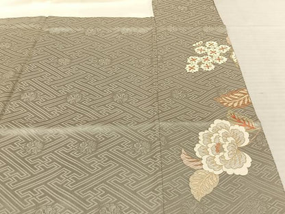 平和屋着物●豪華振袖　駒刺繍　枝花文　金彩　正絹　逸品　AABF0661fy