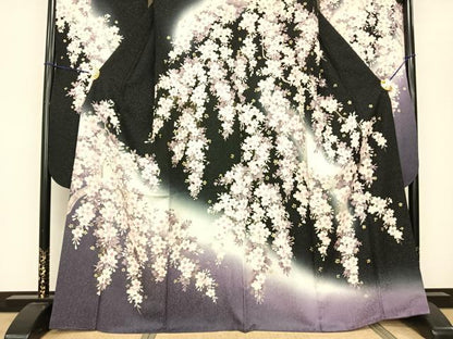 平和屋着物●豪華振袖　駒刺繍　桜　暈し染め　金彩　銀通し地　鈴乃屋扱い　正絹　逸品　AABF0680fy