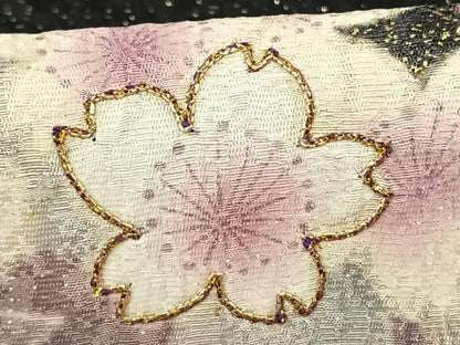 平和屋着物●豪華振袖　駒刺繍　桜　暈し染め　金彩　銀通し地　鈴乃屋扱い　正絹　逸品　AABF0680fy