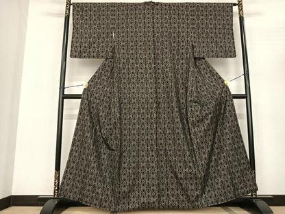 平和屋着物●本場大島紬 カタス9マルキ 菱花文 正絹 逸品 AABF0686fy