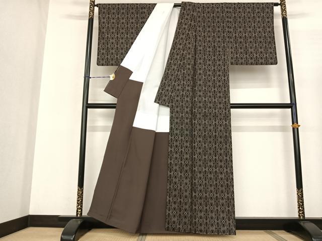 平和屋着物●本場大島紬 カタス9マルキ 菱花文 正絹 逸品 AABF0686fy