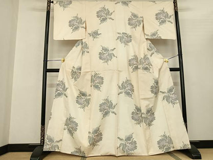 平和屋着物●本場大島紬　白大島　一元7マルキ　草花文　正絹　逸品　AABF0717fy