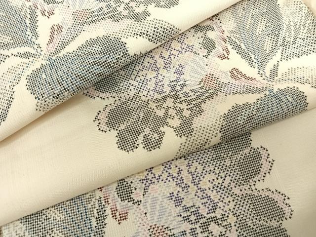 平和屋着物●本場大島紬　白大島　一元7マルキ　草花文　正絹　逸品　AABF0717fy