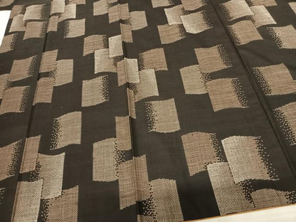 平和屋着物●本場大島紬 一元7マルキ 瓦文 正絹 逸品 AABF0743fy