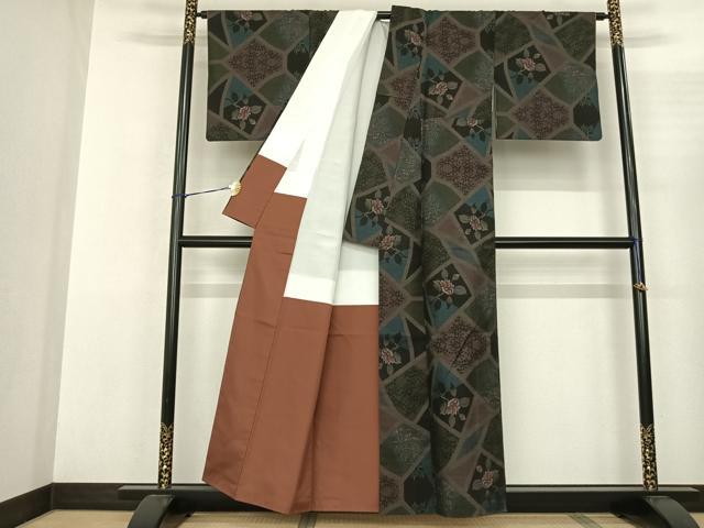 平和屋着物●本場大島紬 カタス9マルキ 切嵌花文 正絹 逸品 AABF0744fy