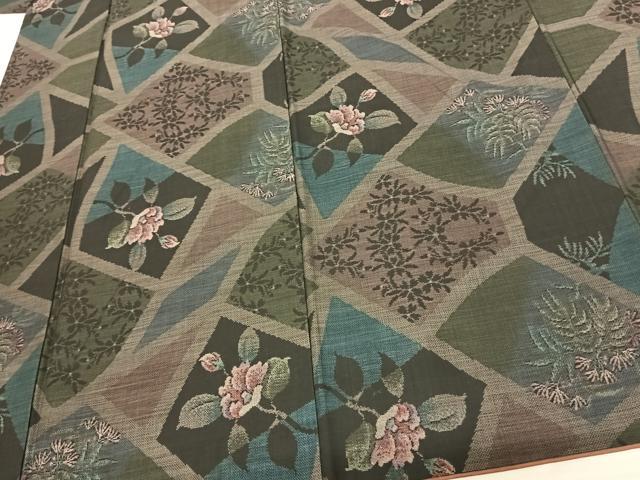 平和屋着物●本場大島紬 カタス9マルキ 切嵌花文 正絹 逸品 AABF0744fy