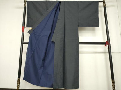 平和屋着物●男性　本場大島紬　アンサンブル　長襦袢(無双仕立て)セット　格子　反端付き　正絹　逸品　AABF0911ck