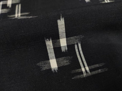 平和屋着物●本場琉球絣　紬　飛鳥文　正絹　逸品　AABF0922ck
