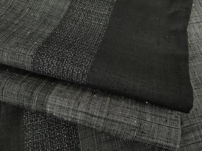平和屋着物●結城紬　間道　黒地　正絹　逸品　AABF0928ck