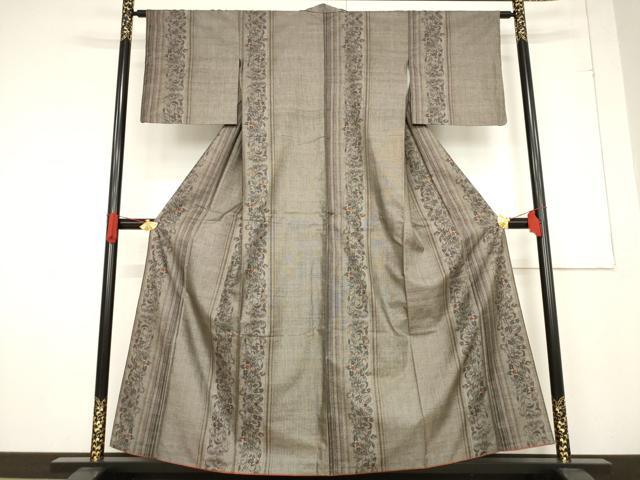 平和屋着物●本場大島紬　カタス9マルキ　間道　正絹　逸品　AABE0305ck 平和屋着物○本場大島紬 カタス9マルキ 花間道 正絹 逸品 AABF0948ck