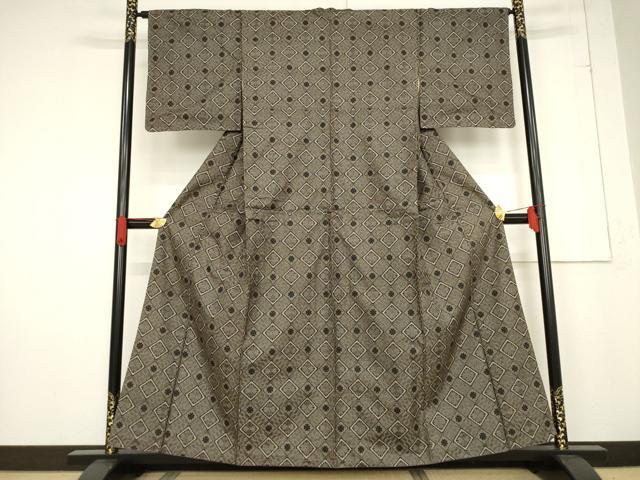 平和屋着物○本場大島紬 龍郷絣 花菱文 正絹 逸品 AABF0949ck