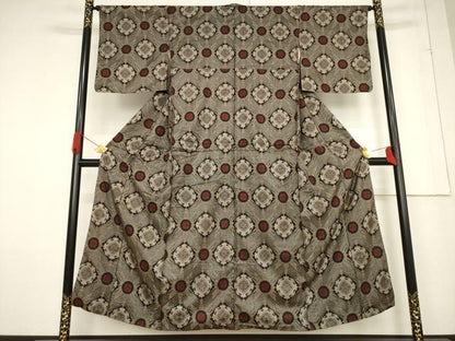 平和屋着物●本場大島紬　龍郷絣　花菱文　正絹　逸品　AABF0953ck