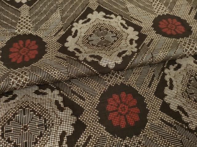 平和屋着物●本場大島紬　龍郷絣　花菱文　正絹　逸品　AABF0952ck 平和屋着物○本場大島紬 龍郷絣 鈴乃屋扱い 正絹 逸品 CABB0188gh